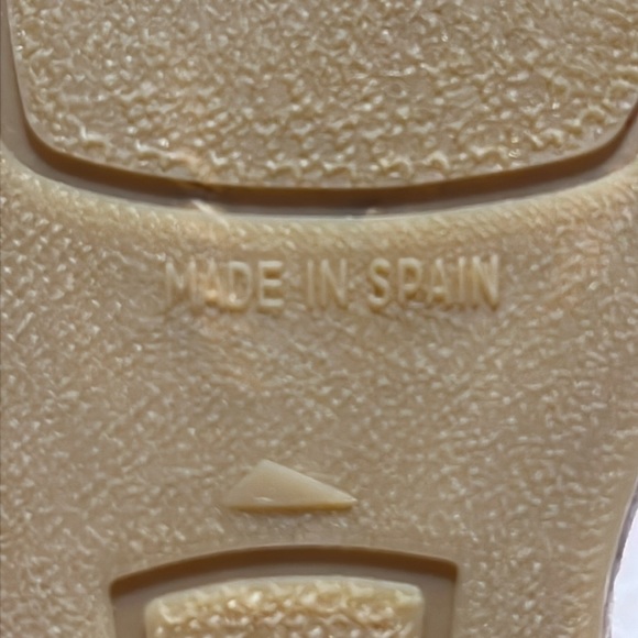 NWOB fuchsia suede sandals size 38 - Picture 5 of 9